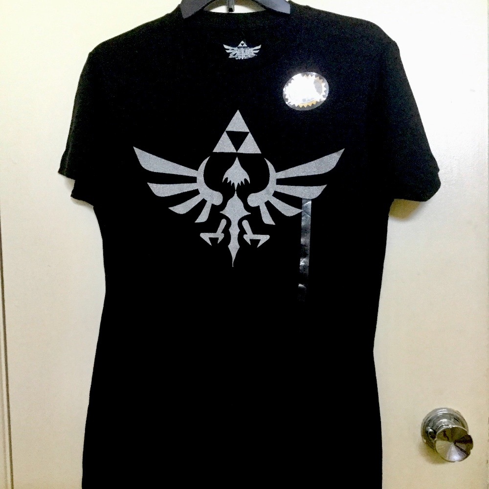 Graphic tee